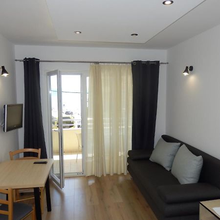 Apartments Rica Omiš Zewnętrze zdjęcie