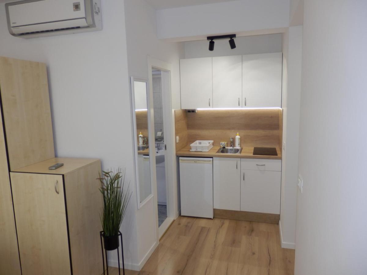 Apartments Rica Omiš Zewnętrze zdjęcie