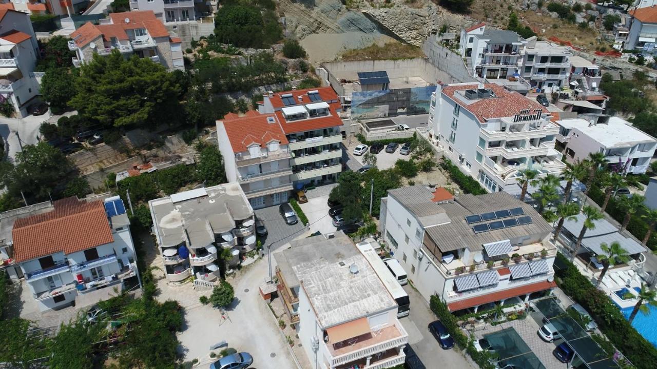 Apartments Rica Omiš Zewnętrze zdjęcie