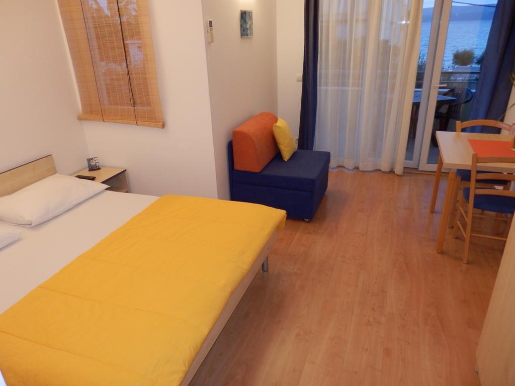 Apartments Rica Omiš Zewnętrze zdjęcie