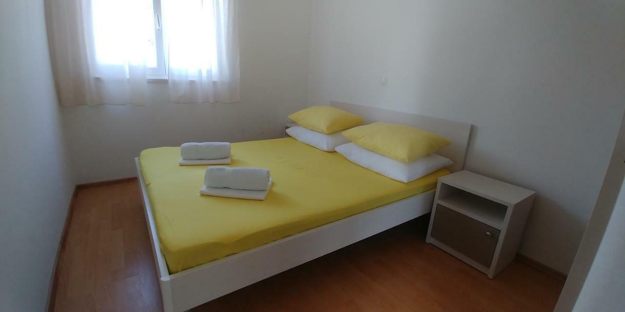 Apartments Rica Omiš Zewnętrze zdjęcie